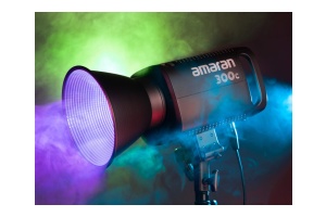 Đèn quay phim Aputure Amaran 300c