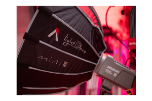 Chụp đèn Aputure Light Dome Mini III