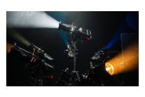 Ống kính đèn Aputure Spotlight Max